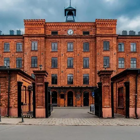 아파트 Ekskluzywny Loft Tymienieckiego