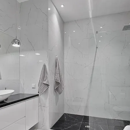 Ekskluzywny Loft Tymienieckiego 아파트 우치